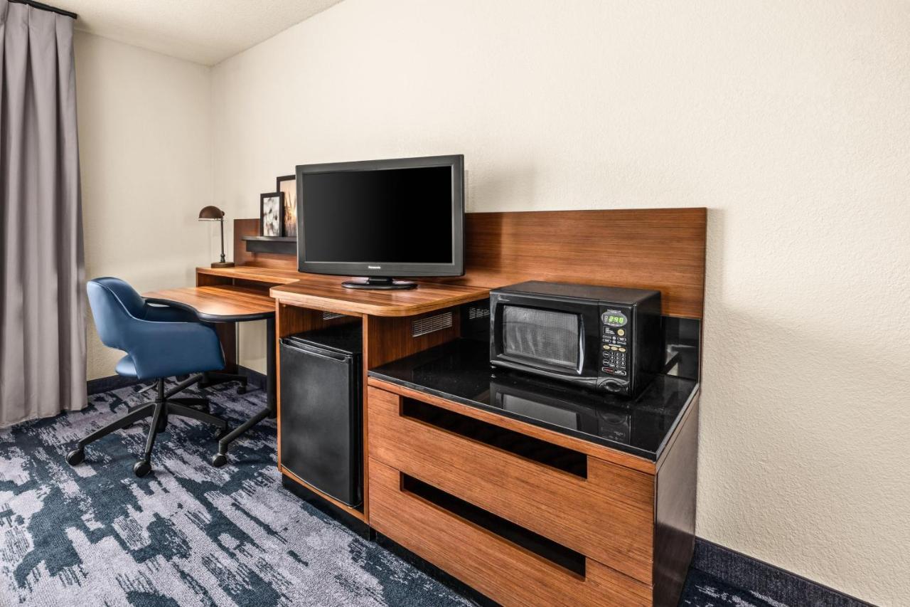 Fairfield & By Marriott Downtown/market Square Hotel